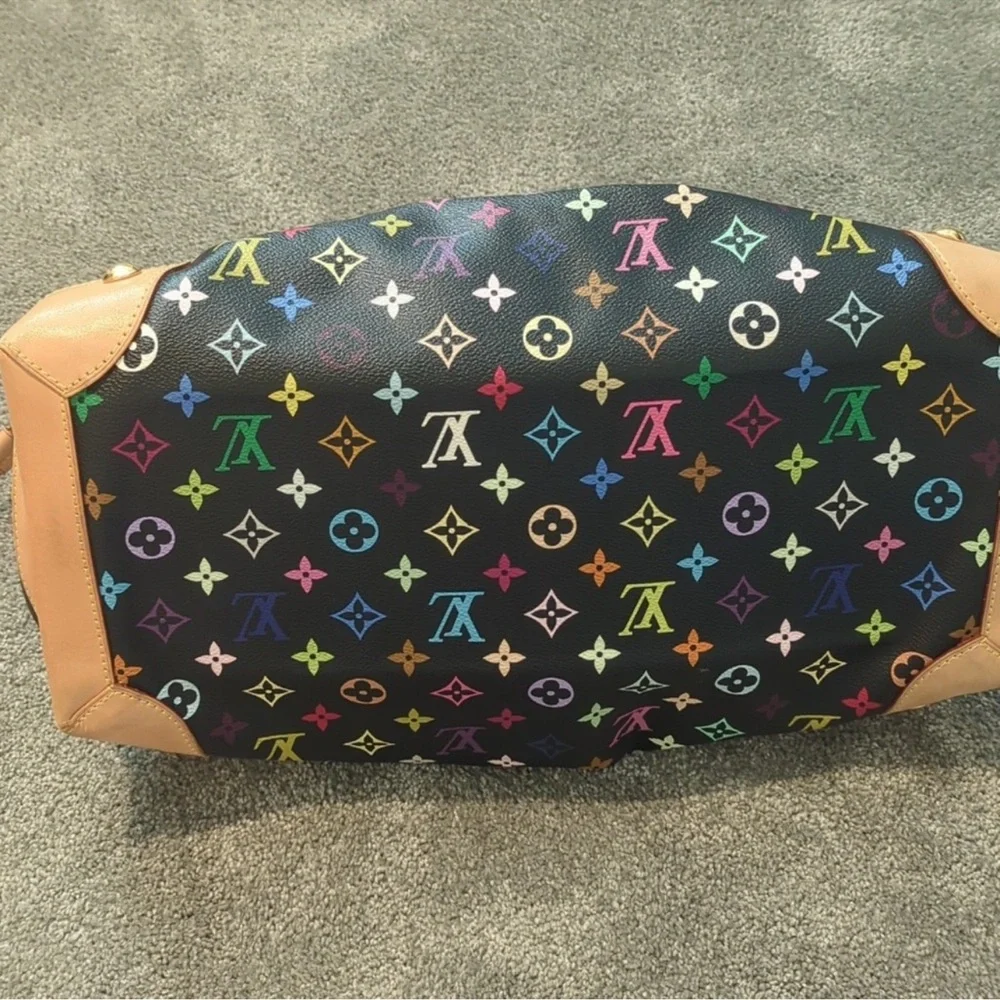 LOUIS VUITTON Ursula bag